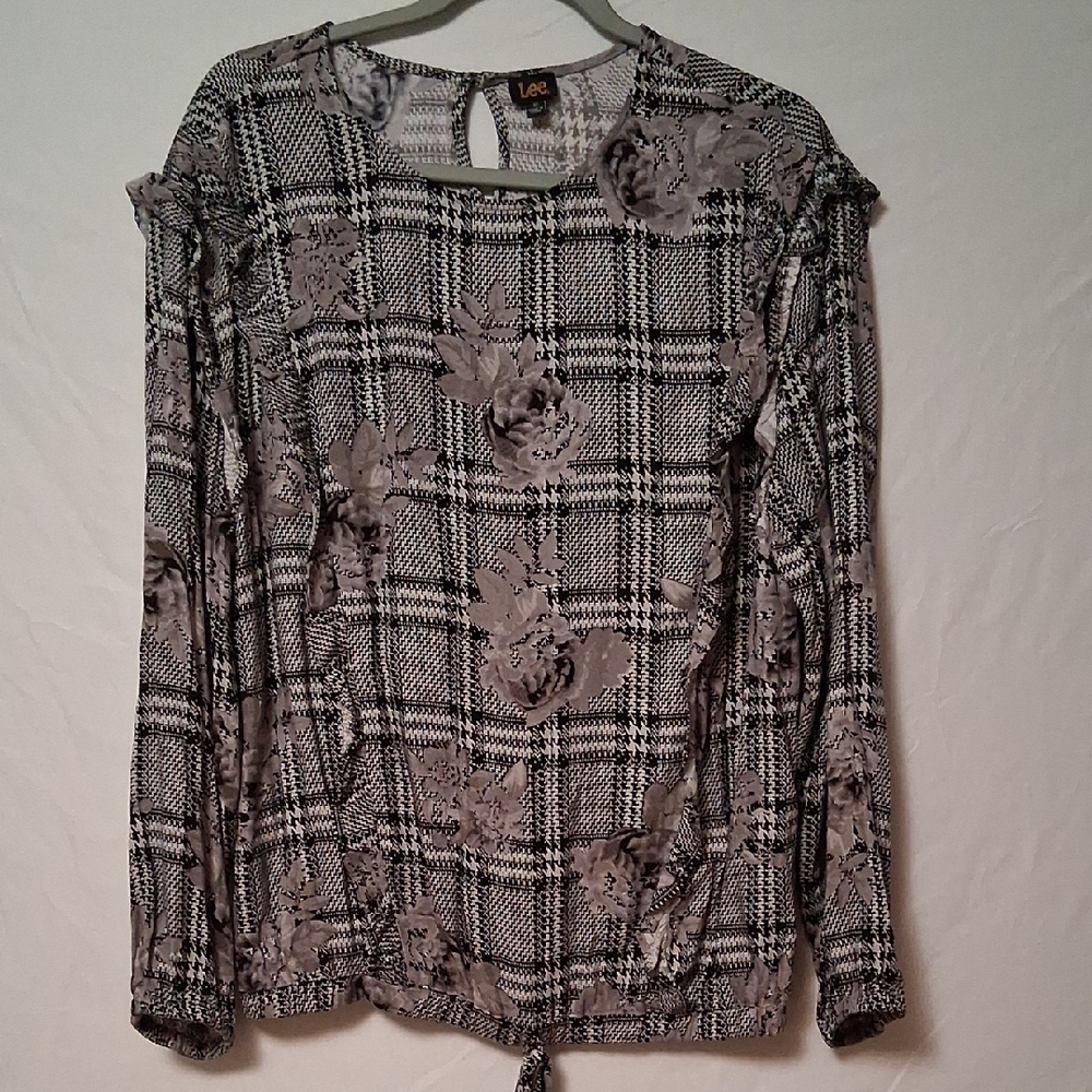 Lee Black and White Ruffled Tie Front Blouse Size M